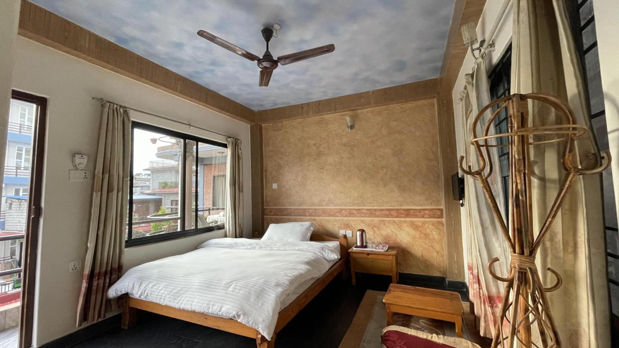 Hotel Hakoniwa Pokhara Dış mekan fotoğraf